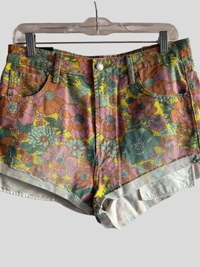 NWT Wild Fable Highest Rise Cheeky Floral Denim Shorts - Size 10